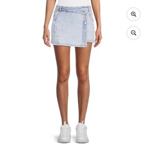 No Boundaries Juniors' Denim Skort